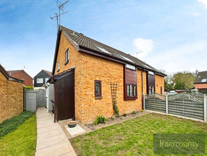 1 Bedroom Semi Detached House To Rent In The Croft, Elsenham, Bishop's Stortford, Essex, CM22