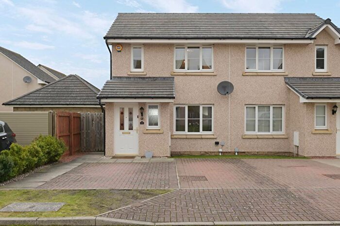 3 Bedroom Semi-Detached House For Sale In Dolphingstone Way, Prestonpans, Edinburgh, EH32