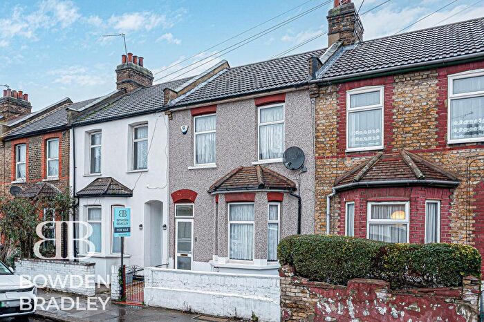 2 Bedroom Terraced House For Sale In Harvey Road, Ilford, IG1