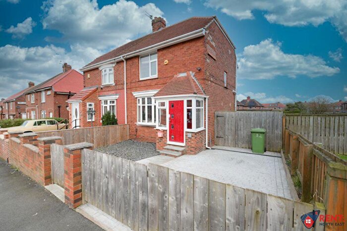 2 Bedroom Semi Detached House To Rent In Forest Road, Sunderland, SR4