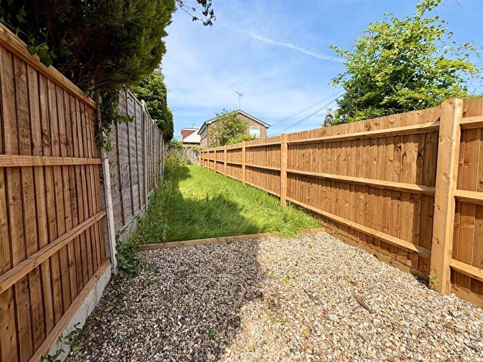 1 Bedroom Flat For Sale In Eastwood Road, Rayleigh, SS6