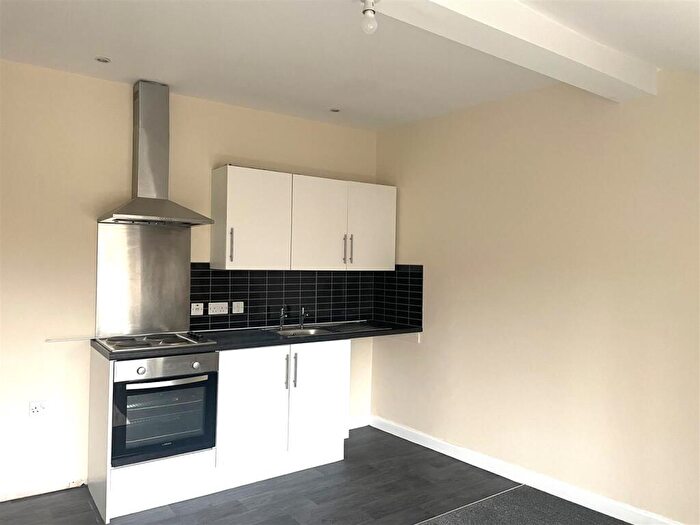 Property To Rent In High Street, Lees, OL4