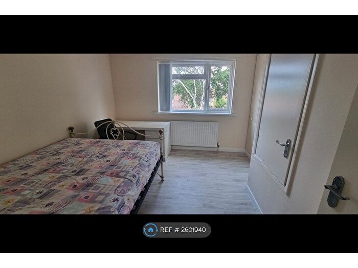 2 Bedroom Terraced House To Rent In Hunters Place, Spital Tongues, NE2