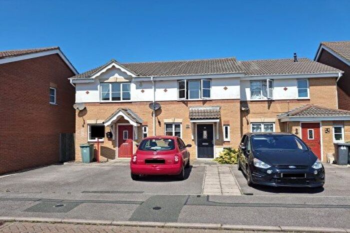 2 Bedroom Property To Rent In East Cowes, PO33