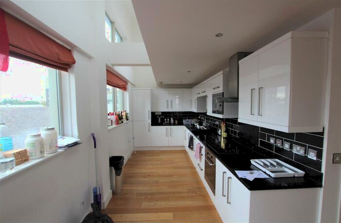 3 Bedroom Duplex To Rent In Wimbledon Street, Leicester, LE1