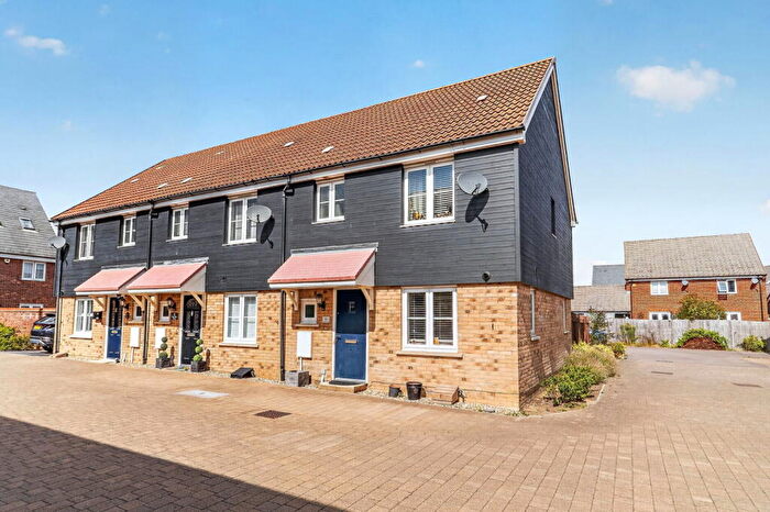 3 Bedroom End Of Terrace House For Sale In Partridge Place, Wixams, MK42