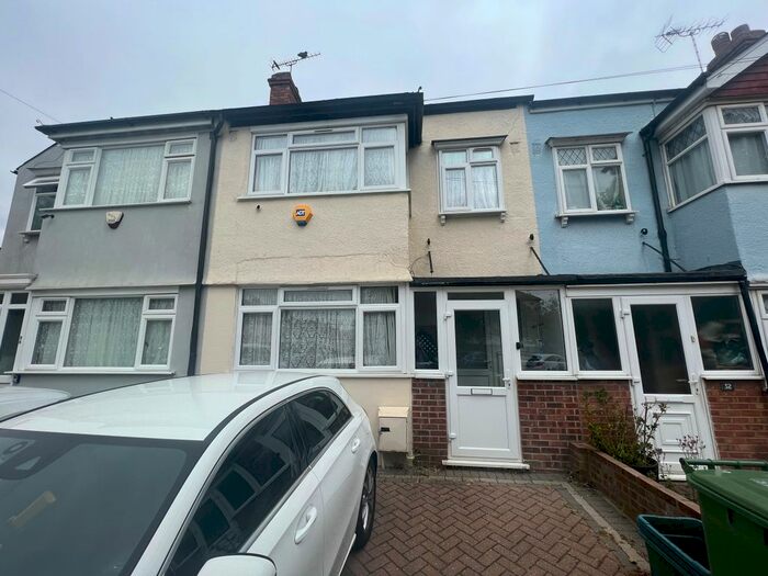 3 Bedroom Terraced House To Rent In Cavendish Road, New Malden, KT3