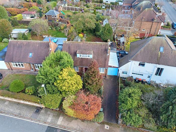 4 Bedroom Detached Bungalow For Sale In Arundel Drive, Bramcote, Nottingham, NG9