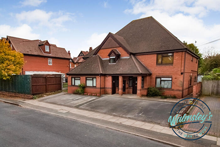 Studio For Sale In Flat, Dalton Lodge, A Styvechale Avenue, Earlsdon, CV5