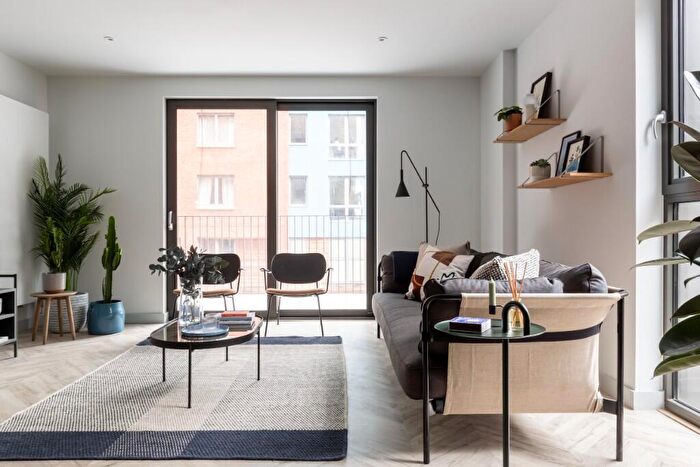 1 Bedroom Apartment To Rent In Rosewood, BS2