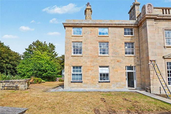 2 Bedroom Flat For Sale In Flat, Eshald Mansion, Lynwood Crescent, Woodlesford, Leeds, West Yorkshire, LS26