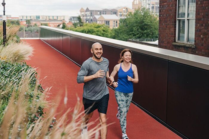 2 Bedroom Flat To Rent In Broad Street, Birmingham, B15