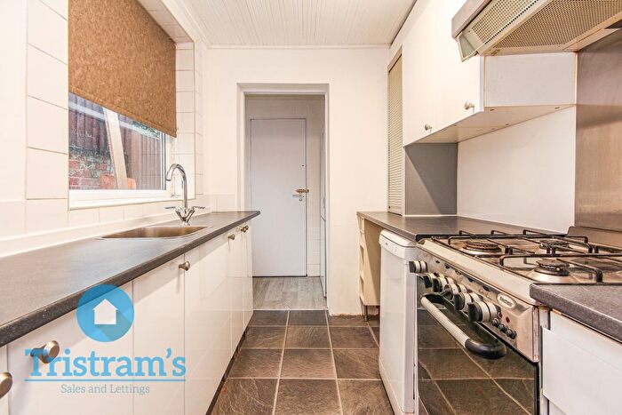 2 Bedroom Terraced House To Rent In Hazelwood Road, Radford, NG7