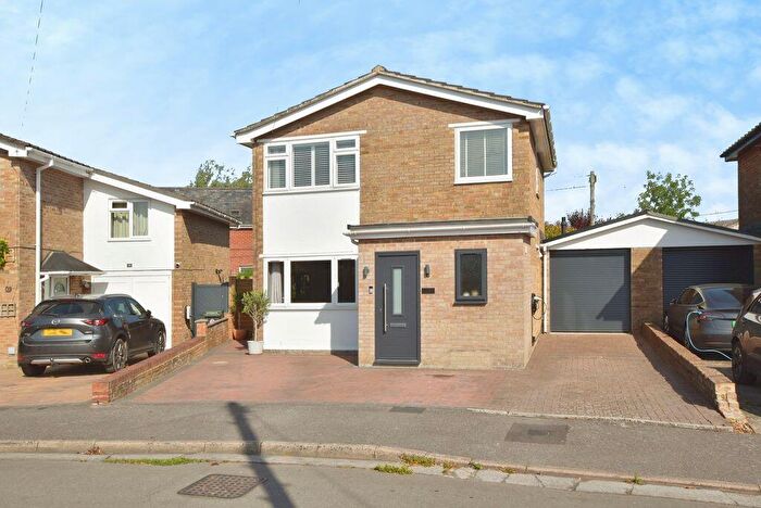 3 Bedroom Detached House For Sale In St. Georges Road, Harnham ***Video Tour***, SP2