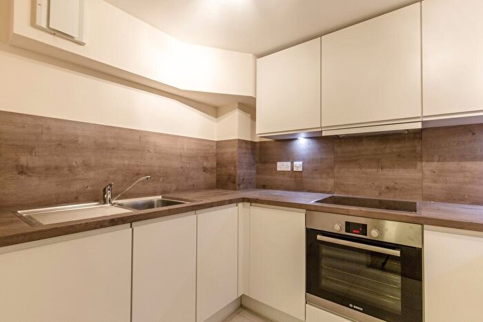 1 Bedroom Flat To Rent In St Peters Court Cephas Street, E1