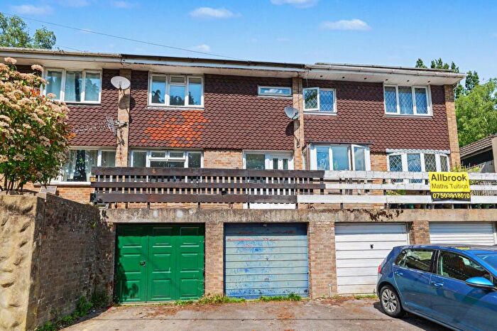 2 Bedroom Terraced House For Sale In Allbrook Hill, Eastleigh, Hampshire, SO50