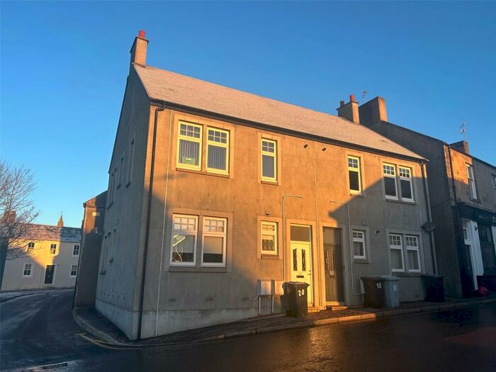 2 Bedroom Flat To Rent In Castlegate, Lanark, ML11