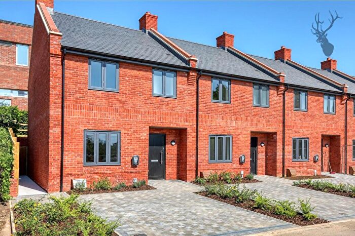 3 Bedroom Semi-Detached House To Rent In Bansons Lane, Ongar, CM5