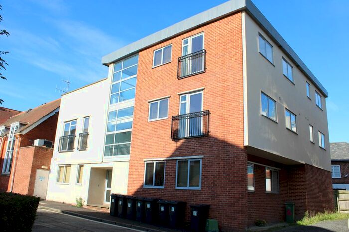 1 Bedroom Flat To Rent In Carnegie Road, Newbury RG14