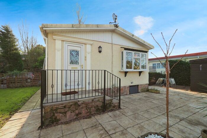 2 Bedroom Park Home For Sale In Cupola Park, Whatstandwell, Matlock, DE4