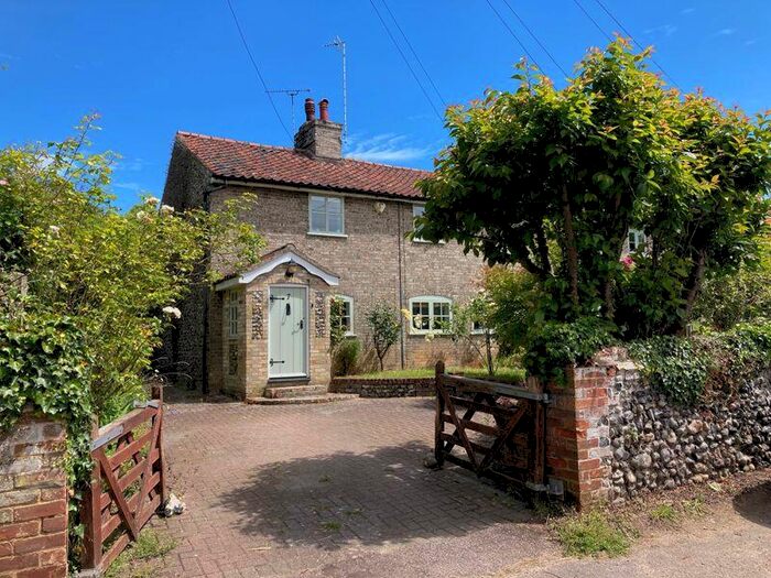 3 Bedroom End Of Terrace House For Sale In Church Road, Thurston, IP31