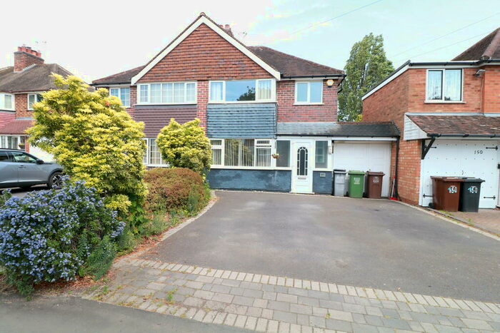 3 Bedroom Semi-Detached House To Rent In Damson Lane, Solihull, B92
