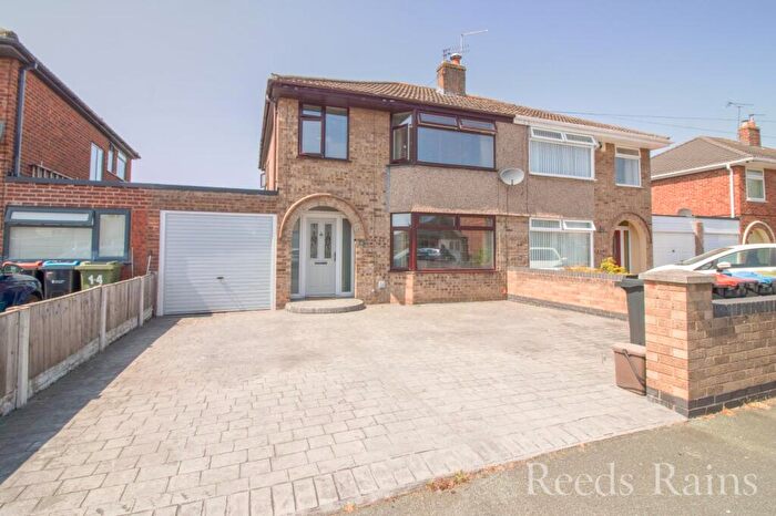 3 Bedroom Semi-Detached House For Sale In Fenwick Road, Great Sutton, Ellesmere Port, Cheshire, CH66