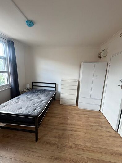 1 Bedroom Flat To Rent In London, N15