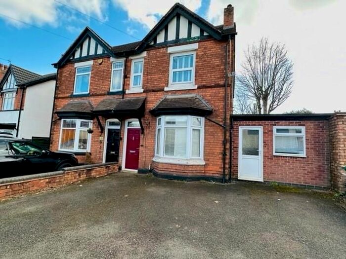5 Bedroom Property To Rent In Coleshill Road, Sutton Coldfield, B75