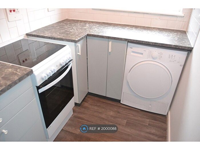 1 Bedroom Flat To Rent In Tidenham Gardens, Croydon, CR0