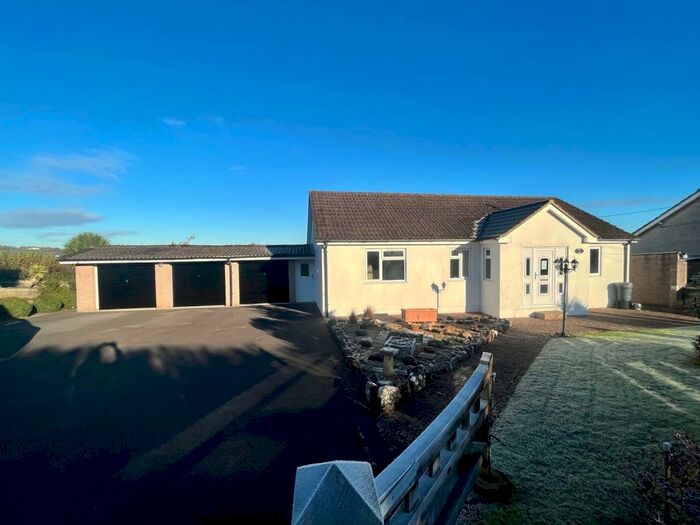 4 Bedroom Detached Bungalow For Sale In Parsons Way, Winscombe, North Somerset., BS25