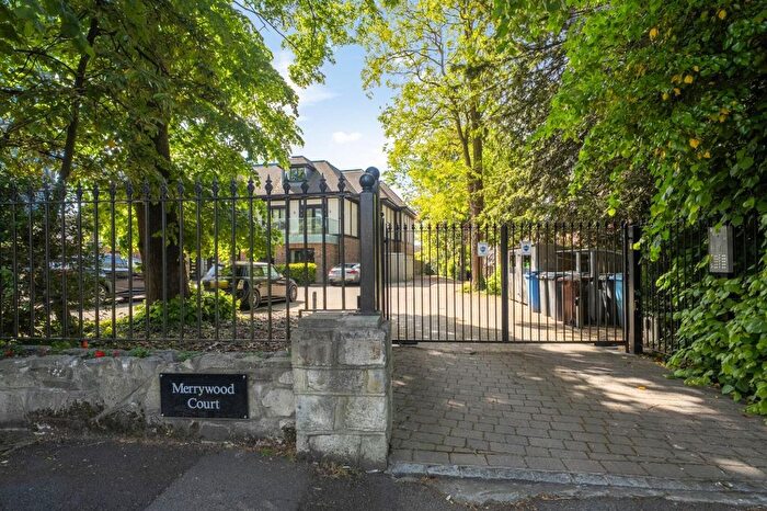 2 Bedroom Flat To Rent In Bickley Park Road, Bromley, BR1
