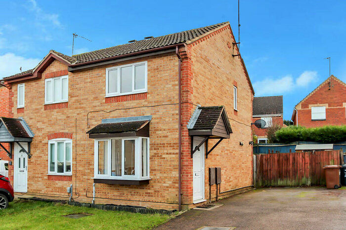 2 Bedroom Semi-Detached House To Rent In Elizabeth Close, Wellingborough, NN8