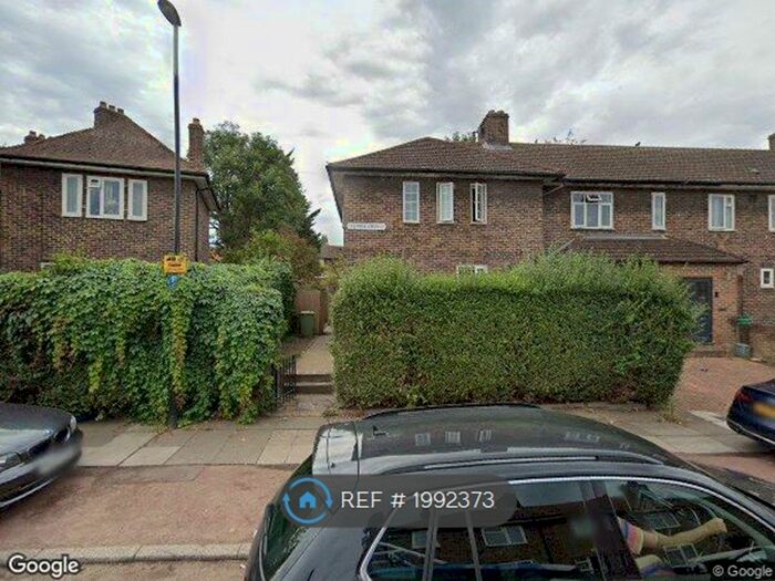 3 Bedroom End Of Terrace House To Rent In Elfrida Crescent, London, SE6
