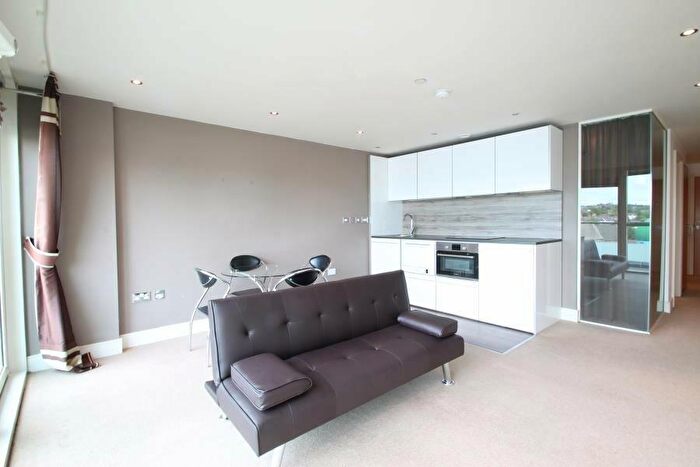 1 Bedroom Flat To Rent In Litmus Building, Huntingdon Street, Nottingham, NG1