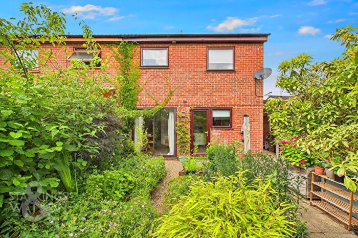 3 Bedroom Semi Detached House For Sale In Sancroft Way, Wortwell, Harleston, IP20