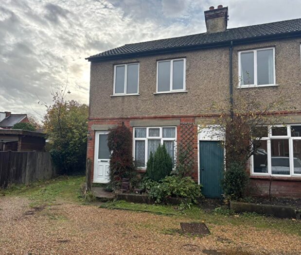 3 Bedroom Terraced House To Rent In Harnham Road, Salisbury, SP2