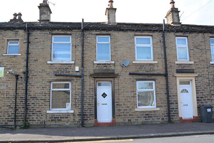 2 Bedroom Terraced House To Rent In Heaton Road, Paddock, Huddersfield, HD1