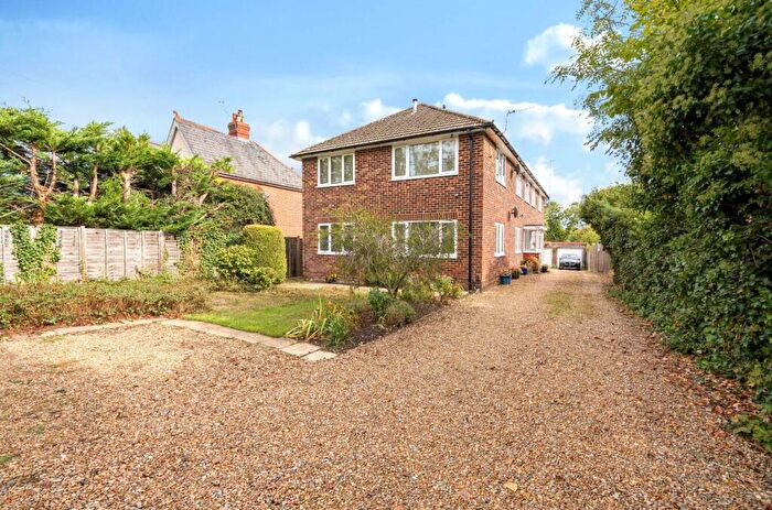 2 Bedroom Flat For Sale In Hursley Road, Chandler's Ford, SO53