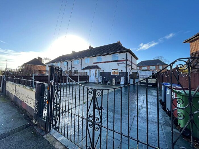 3 Bedroom End Of Terrace House For Sale In Solway Road, Manchester, M22