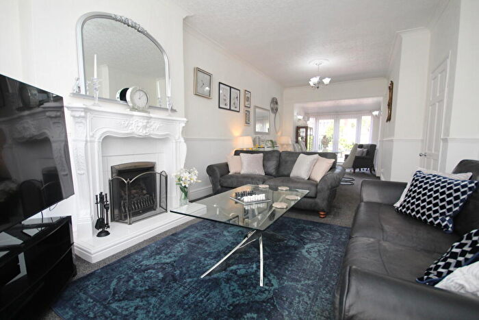 3 Bedroom Detached House For Sale In Melville Road, Stretford, M32