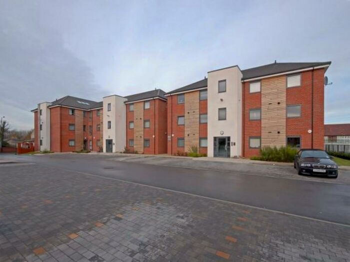 2 Bedroom Flat To Rent In Rectory Court, Armthorpe, Doncaster, DN3