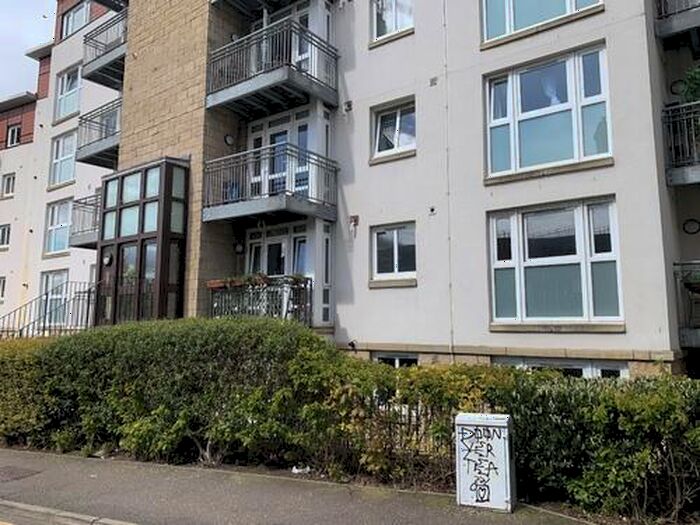 2 Bedroom Flat To Rent In Brunswick Road, Edinburgh, EH7