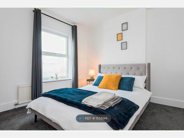 2 Bedroom Terraced House To Rent In Rowley Hill Street, Worcester, WR2