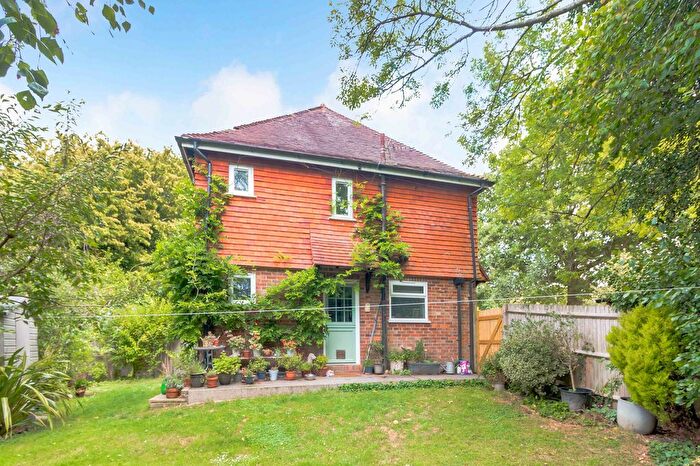 1 Bedroom Flat For Sale In Gordon Road, Buxted, TN22