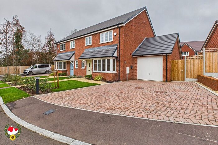 3 Bedroom Semi-Detached House For Sale In Malthouse Close, Shurdington, Cheltenham, GL51