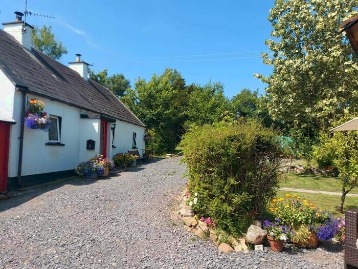 3 Bedroom Cottage For Sale In Druminiskill, Derrylin, Enniskillen, BT92