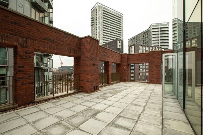 2 Bedroom Flat To Rent In Bankside Boulevard, Cortland At Colliers Yard, Salford, M3
