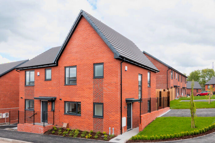 3 Bedroom House To Rent In Don Street, Mill Vale, M24