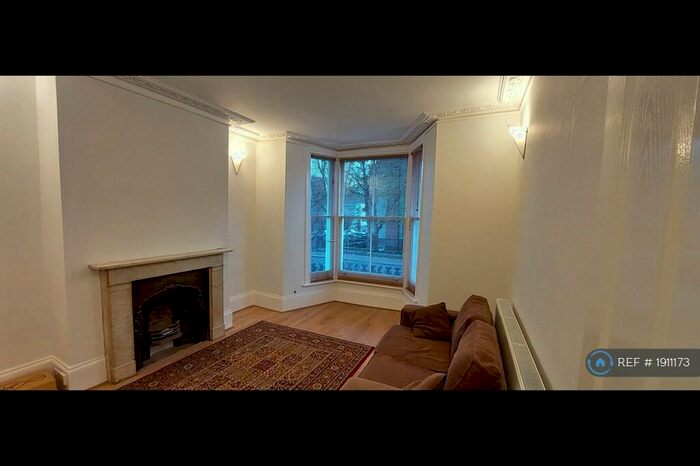 3 Bedroom Maisonette To Rent In Leighton Road, London, NW5